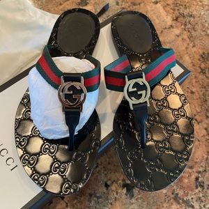 Gucci Thong Web Sandals
